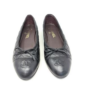 Chanel Quilted CC Ballet Flats Black Size 38 Logo Monogram Cap Toe